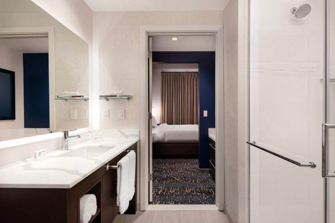 Residence Inn Los Angeles Glendale Exterior photo