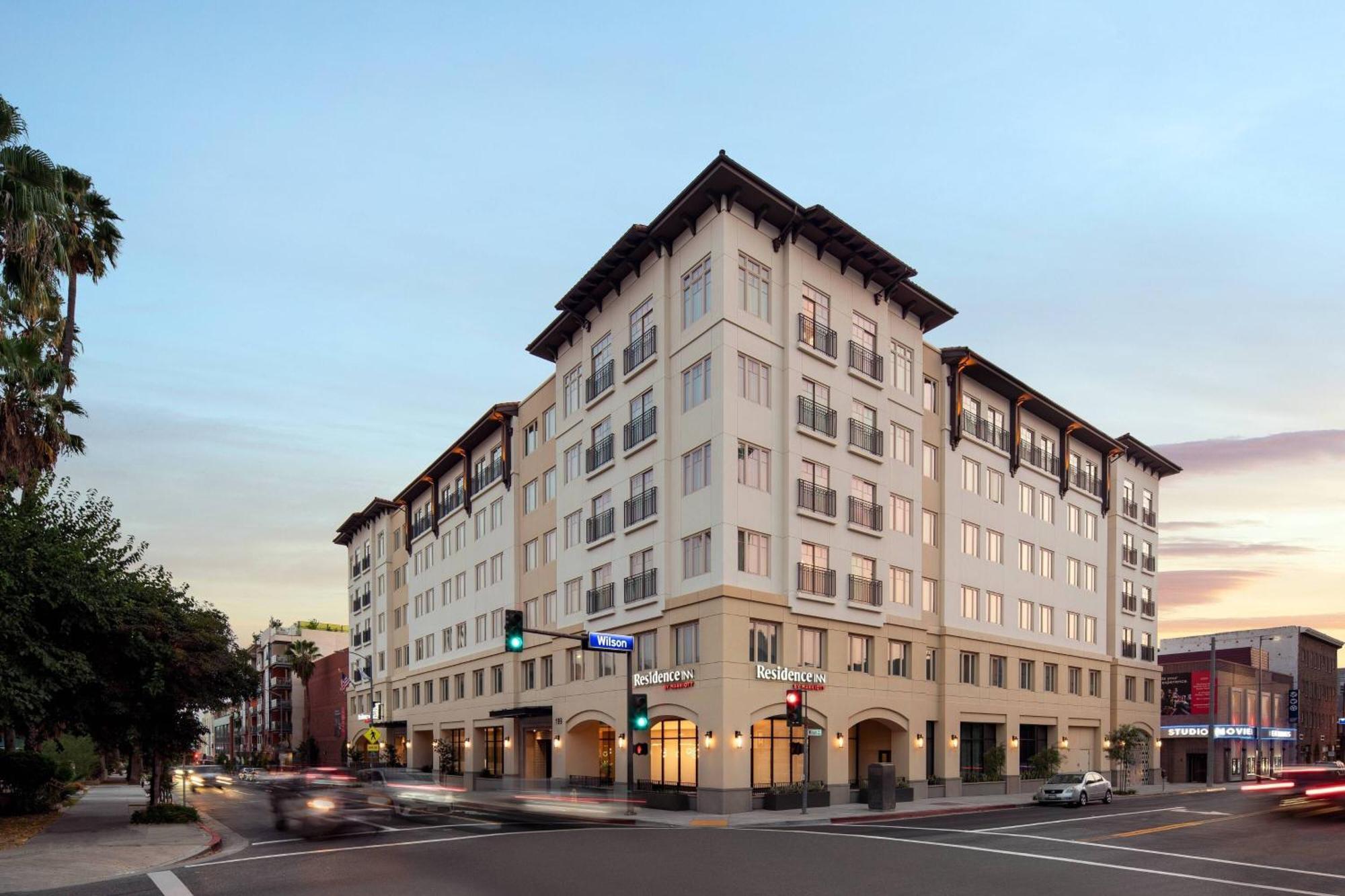 Residence Inn Los Angeles Glendale Exterior photo